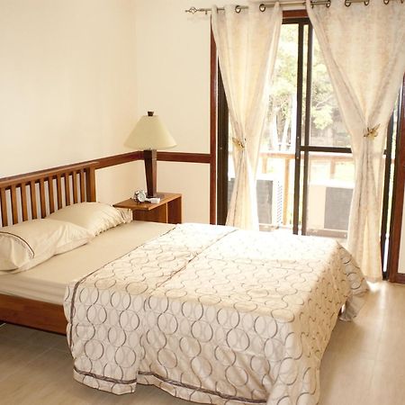 Punta House Hotell Lapu-Lapu City Eksteriør bilde