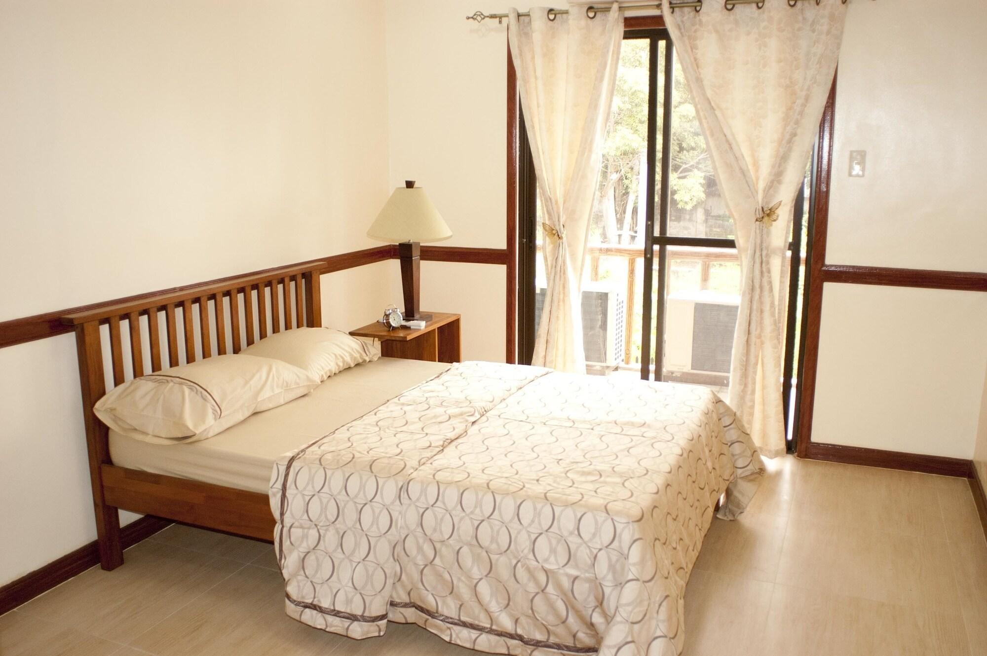 Punta House Hotell Lapu-Lapu City Eksteriør bilde