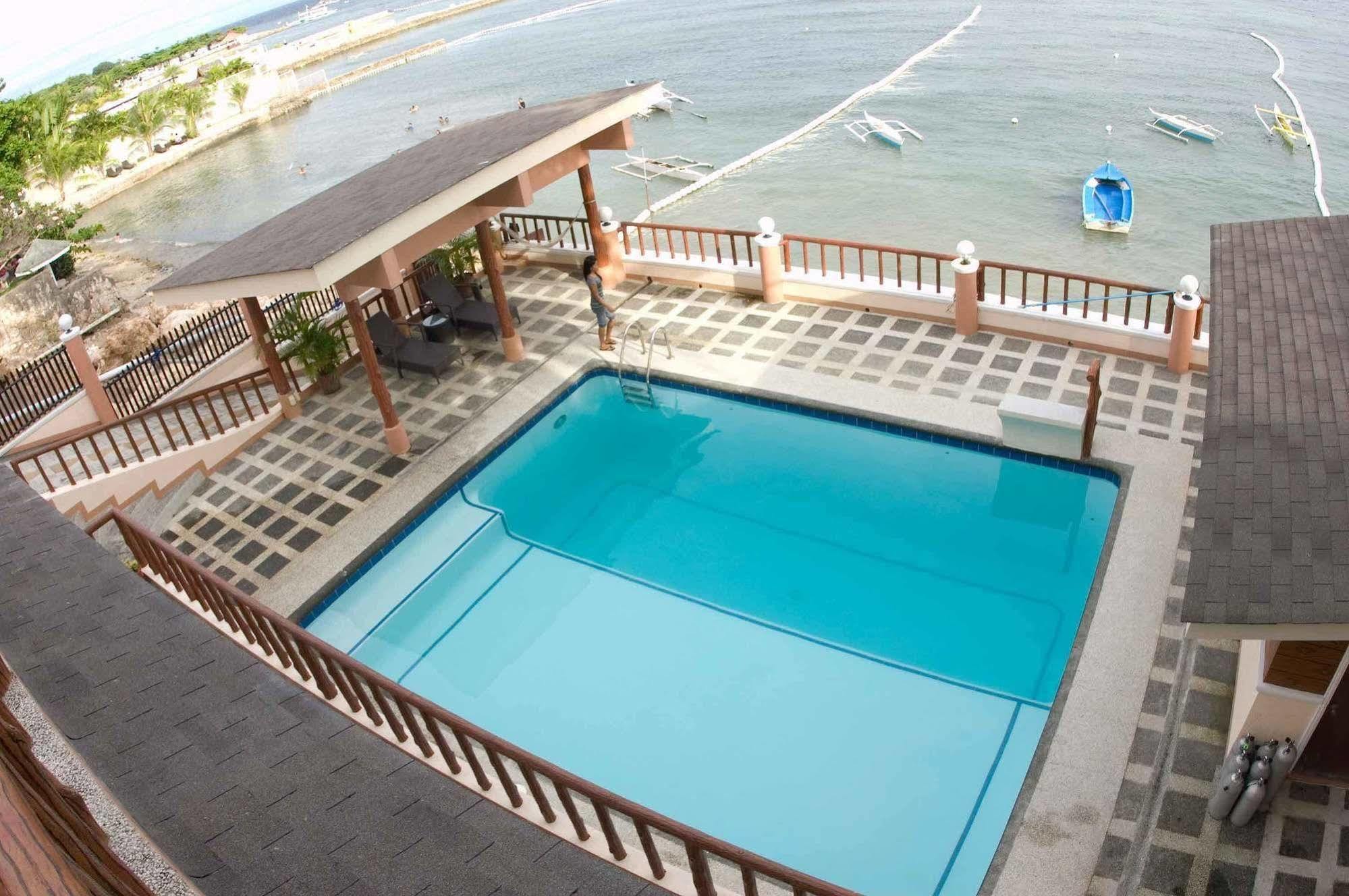 Punta House Hotell Lapu-Lapu City Eksteriør bilde