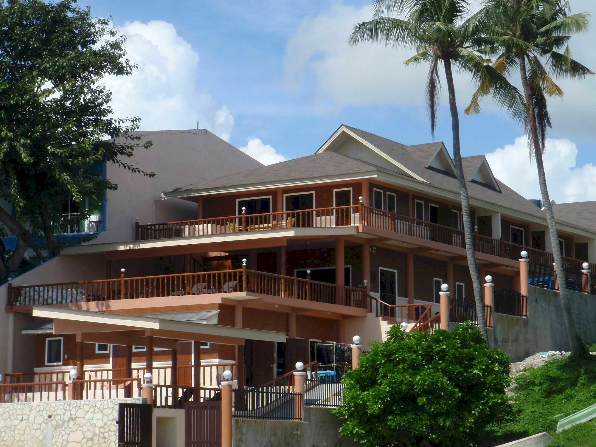 Punta House Hotell Lapu-Lapu City Eksteriør bilde